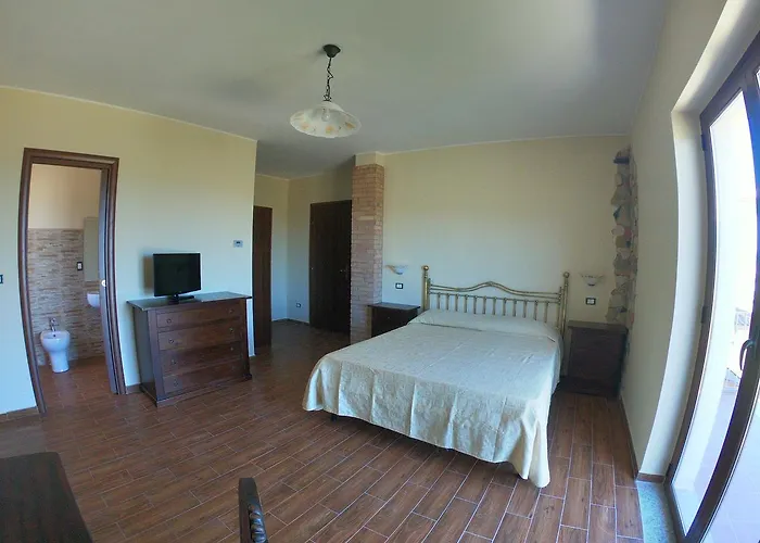 Alojamento de Acomodação e Pequeno-almoço Masseria Petrella